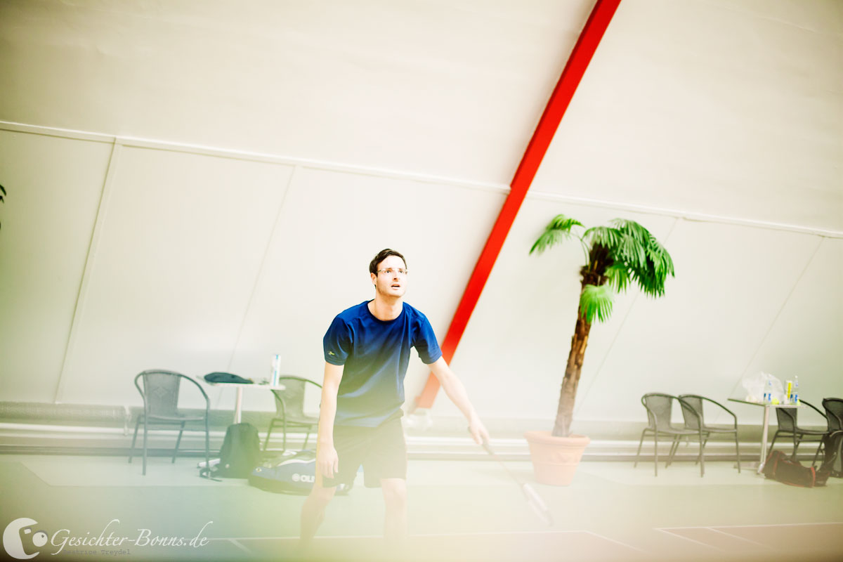 Gesichter Bonns, Portrait, Bonn, Mann,Haribo-Badminton-Center, Kessenich,